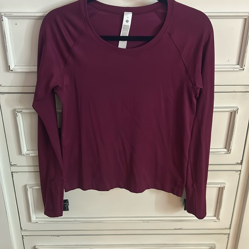 Lululemon Swiftly Long Sleeve 2.0 race length
